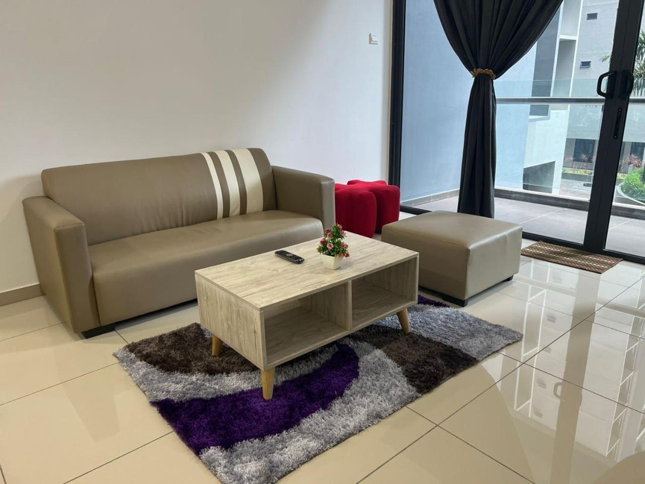 Apartment Barget And Lovely House At Atlantis