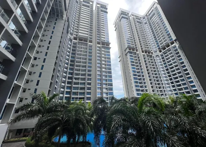 Barget And Lovely House At Atlantis