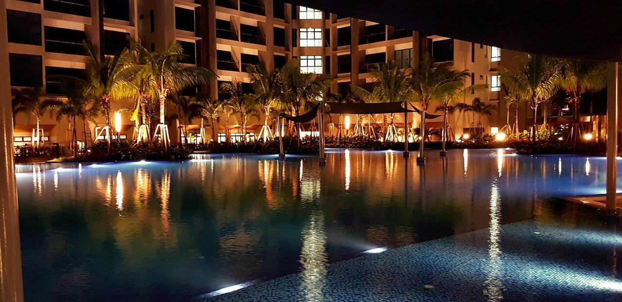 Barget And Lovely House At Atlantis * Malacca